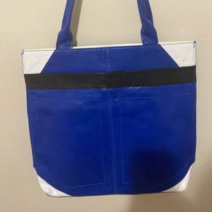 Leather tote